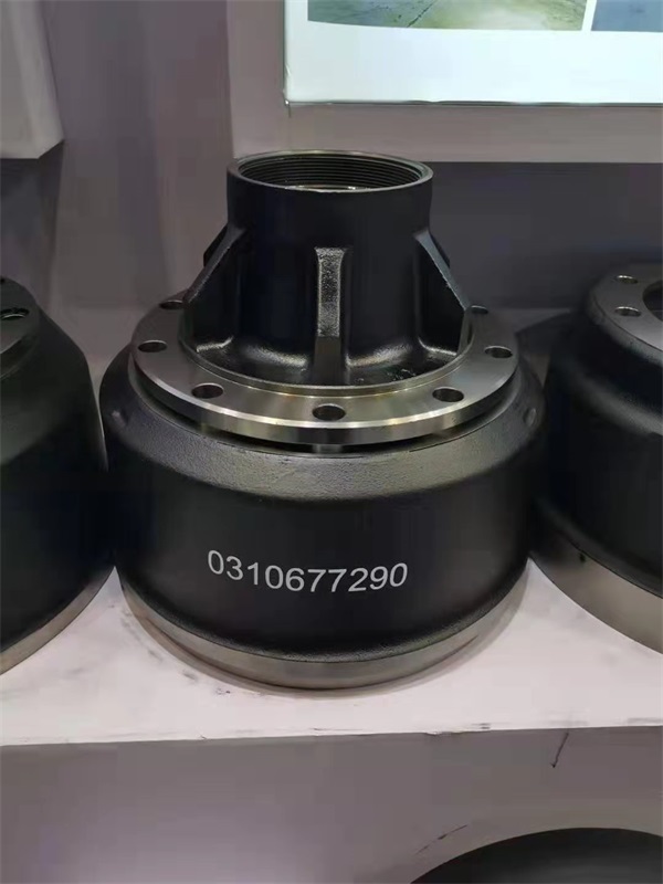 �Ϻ�����(l��i)�˸�չ��(hu��)��(sh��)�r