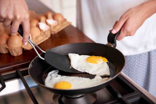 Top 7 Best Spatulas for Flipping Eggs