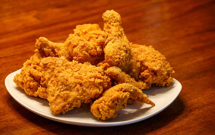 The 7 Best Pots to Fry Chicken [Buying Guide 2021]