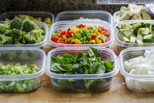 What Type of Container Should you Use for Transporting Food?