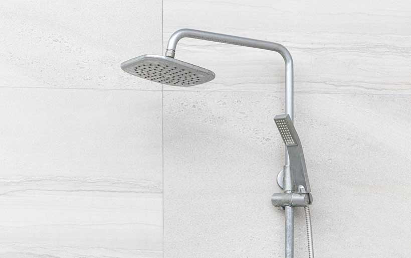 The Best Shower Head for A Tall Person